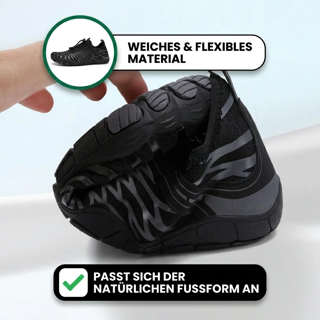 Hand drückt den Zevery Terra zusammen — weiches und flexibles Material, passt sich der natürlichen Fußform an